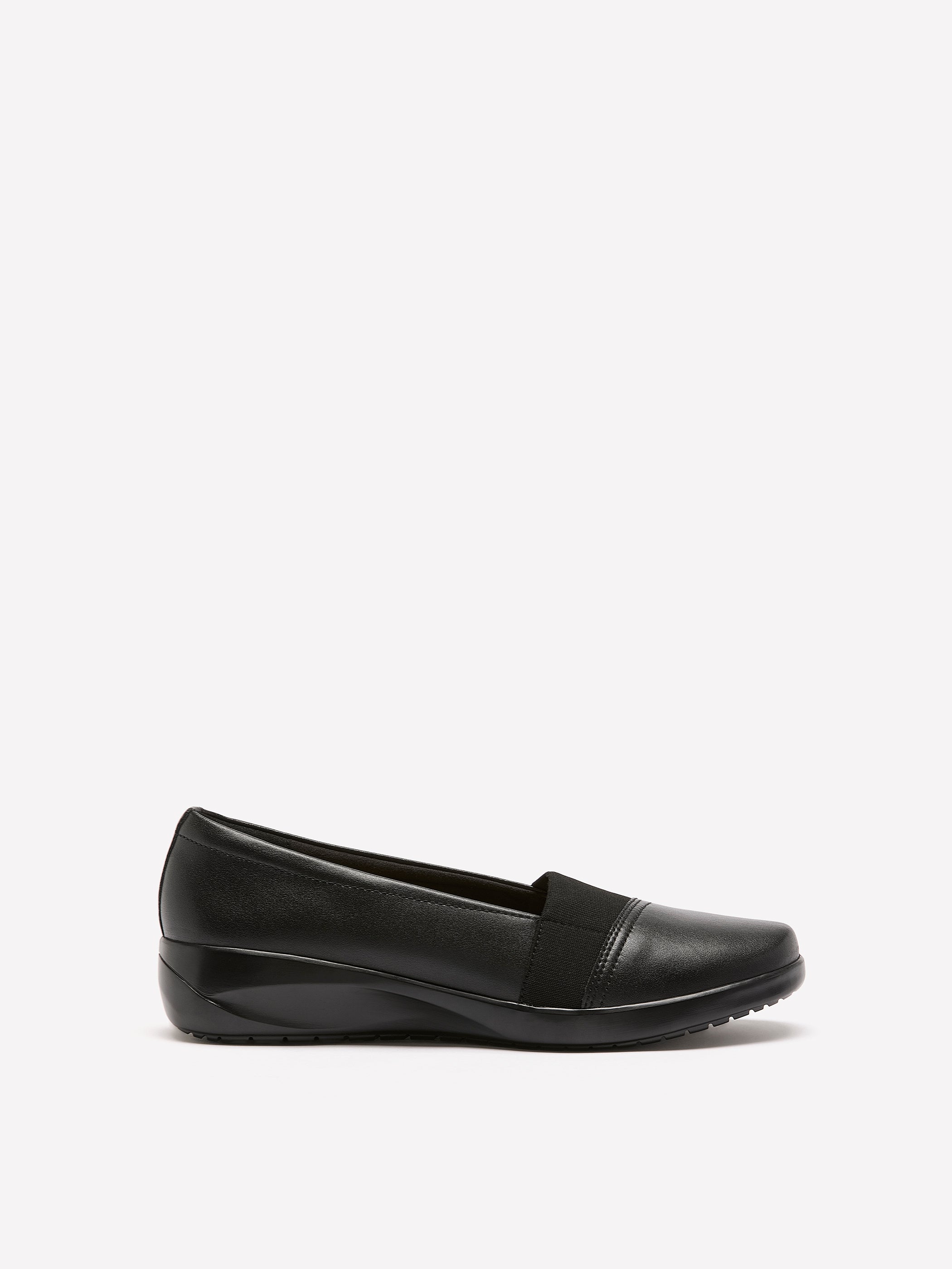 Wide Width, Kaetlyn Rhea Black Leather Shoe - Clarks