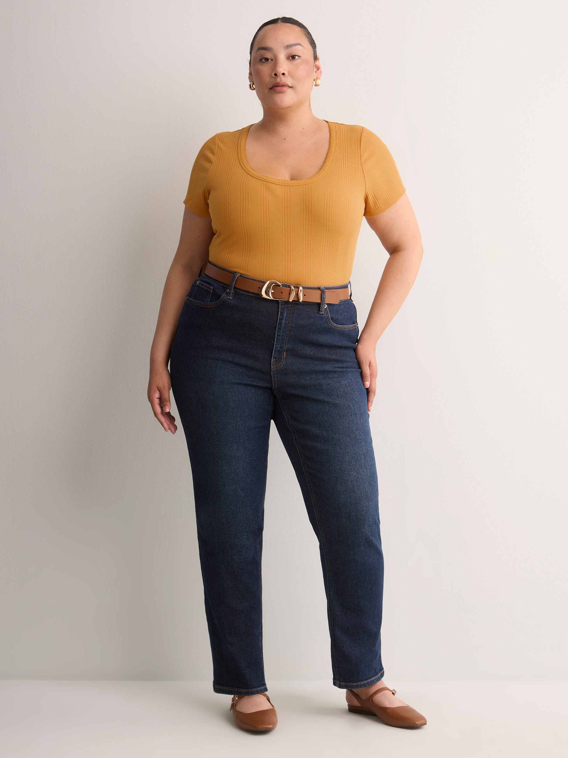 Ribbed Knit Fitted Short-Sleeve T-Shirt