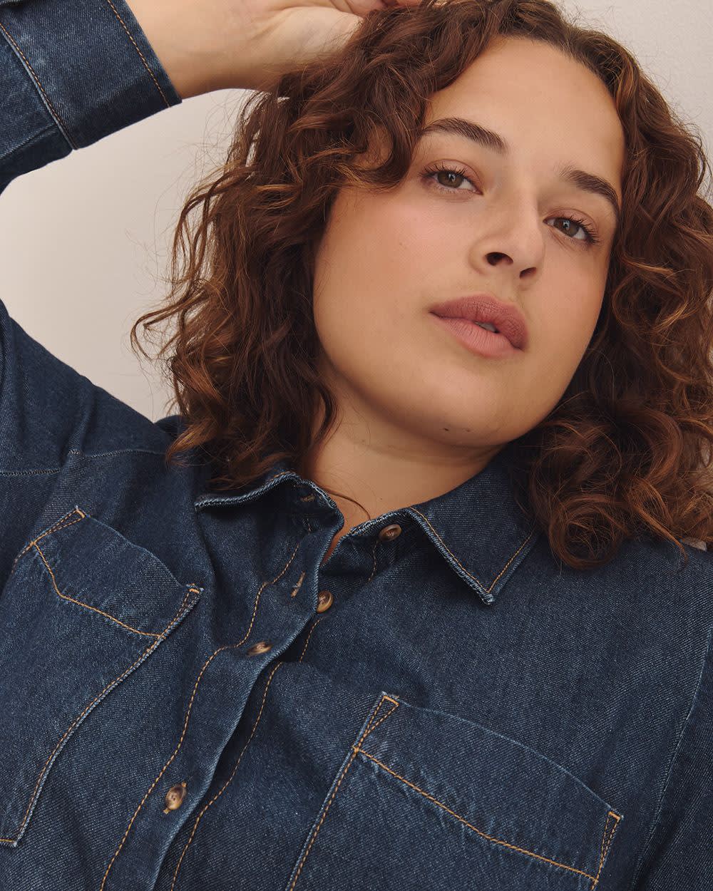 Chemisier en denim à délavé moyen avec poches