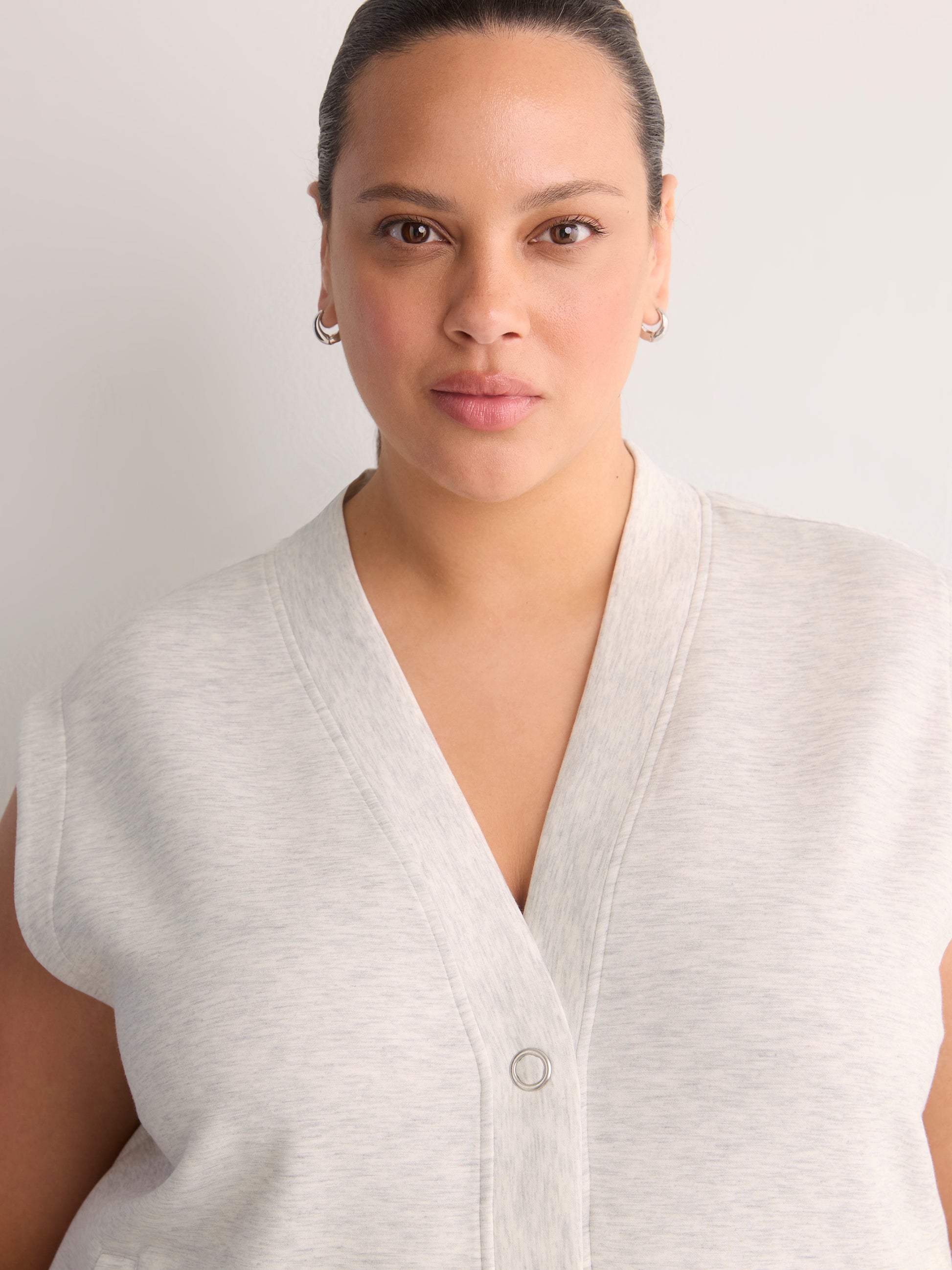 Sleeveless Knit Cardigan - Active Zone