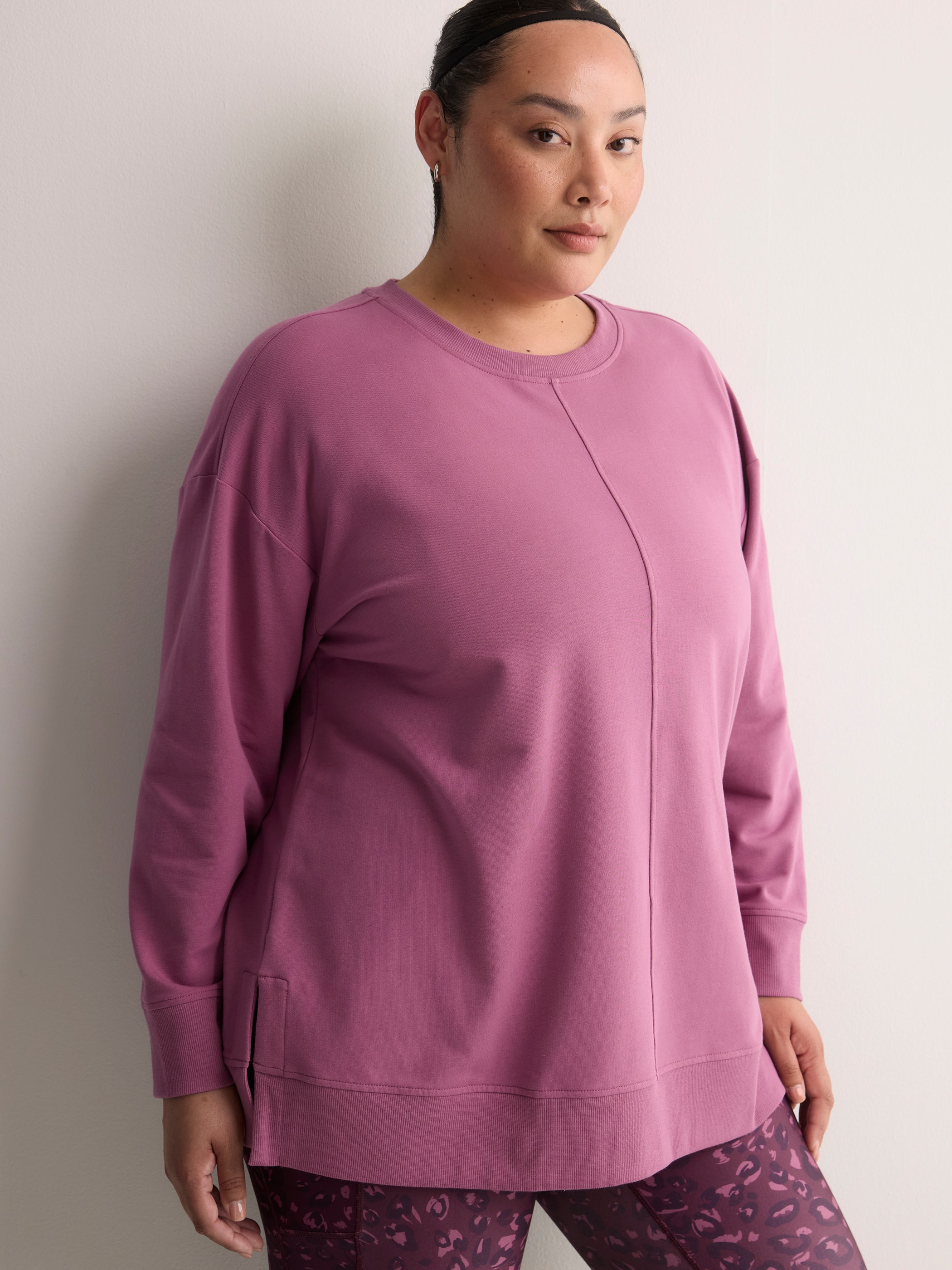 French Terry Long Sweatshirt with Fashion Cut - Active Zone