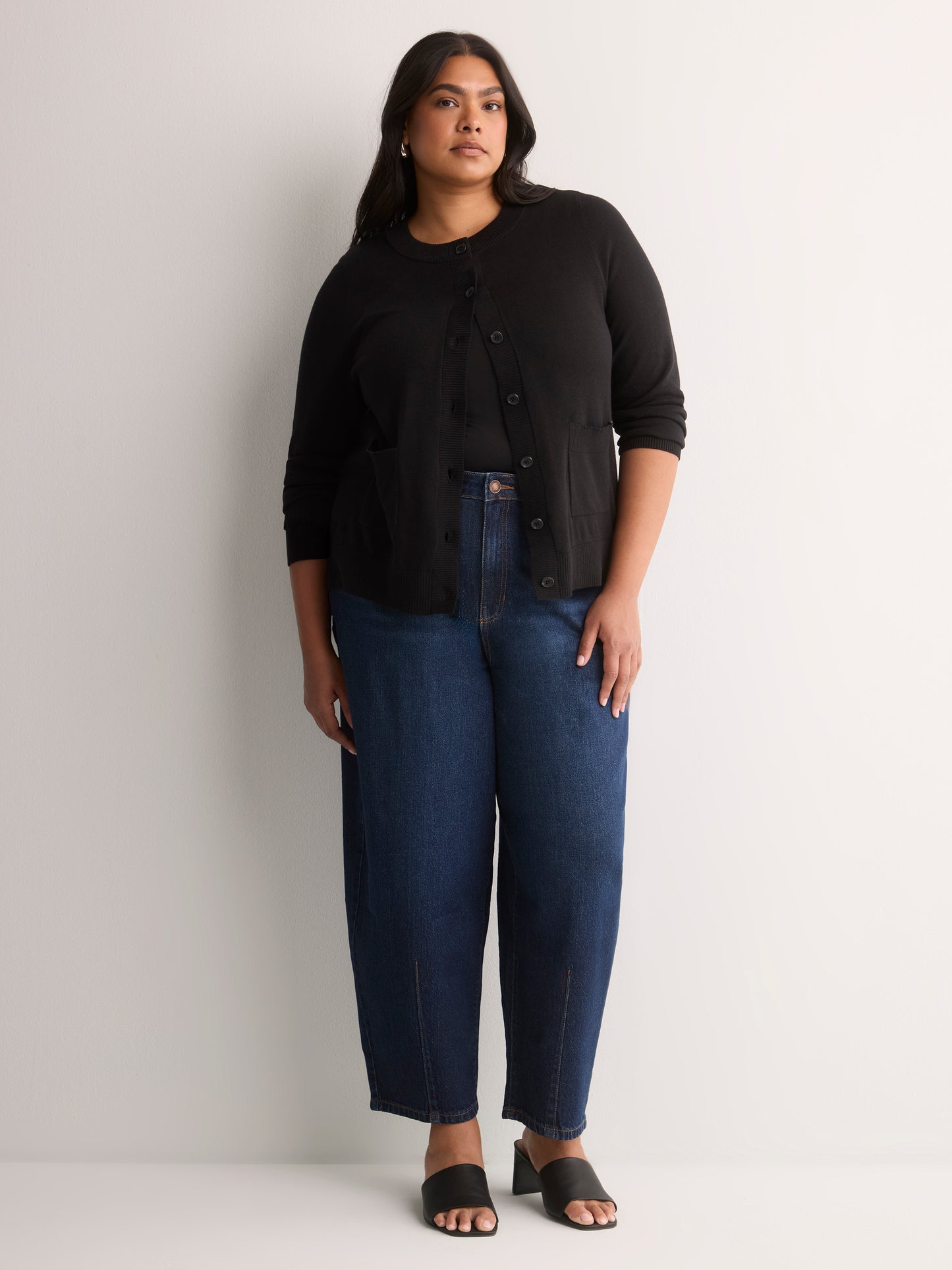 Responsible, Buttoned-Down Cotton Blend Crewneck Cardigan