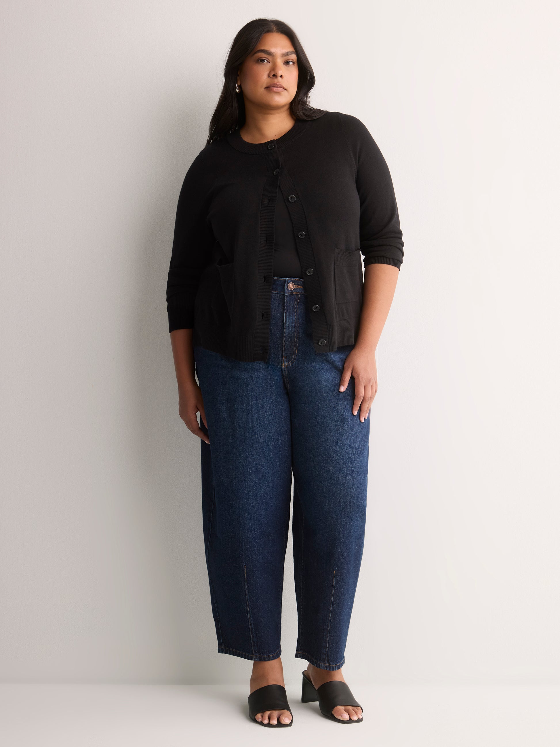 Responsible, Buttoned-Down Cotton Blend Crewneck Cardigan