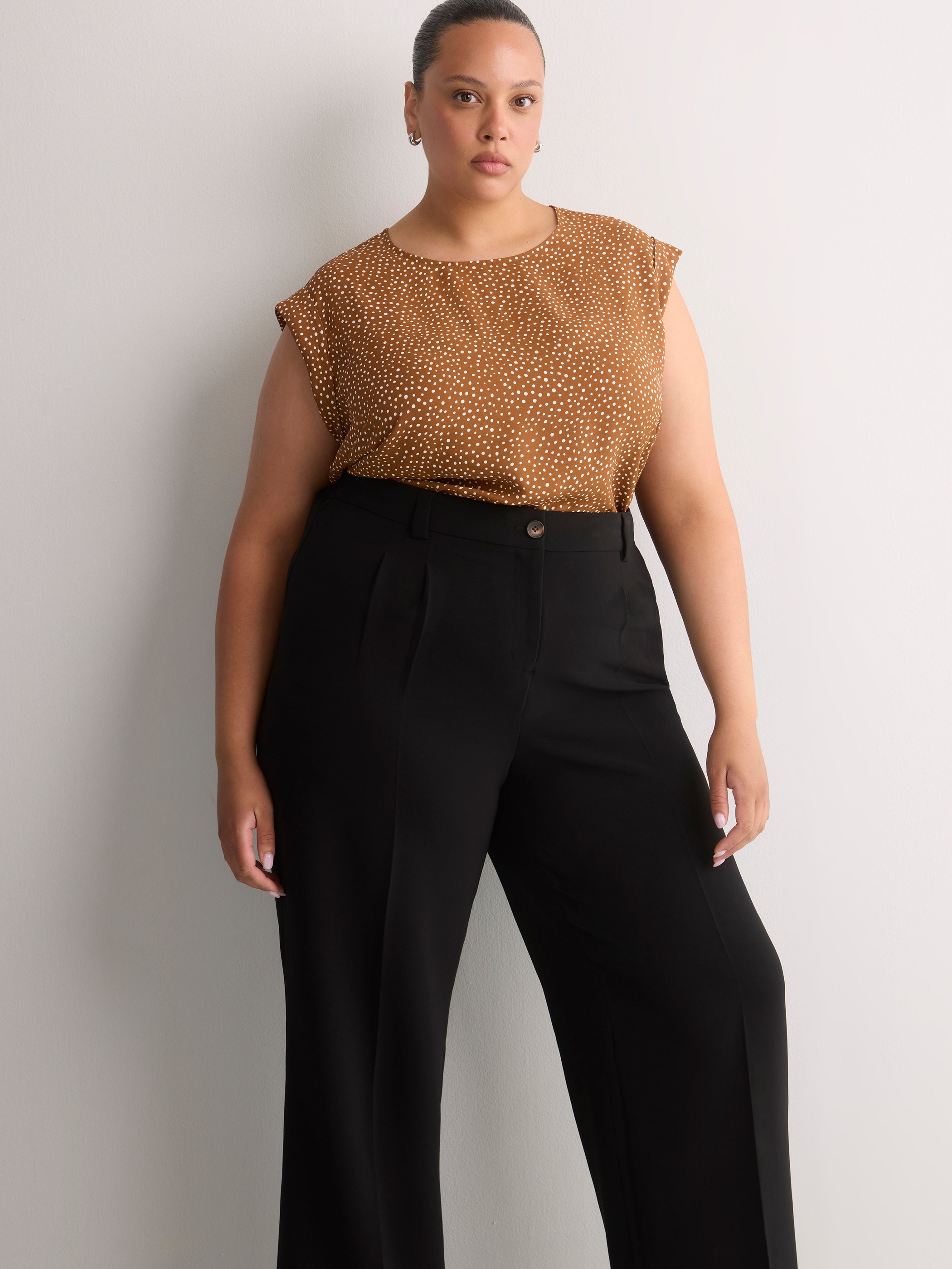 Wide-Leg City Pant