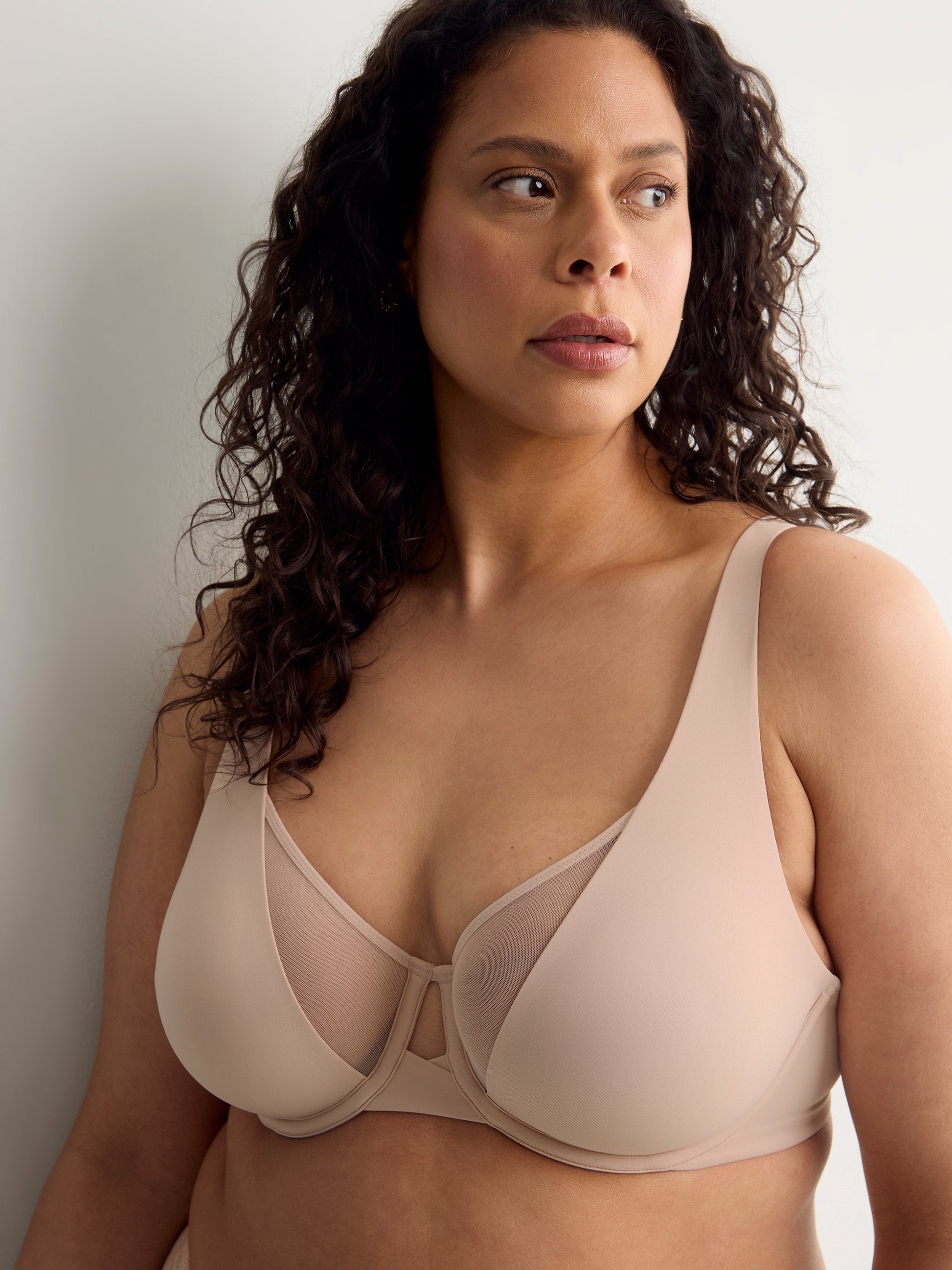 Unlined Underwire Bra with Mesh, G-H Cups - Déesse Collection