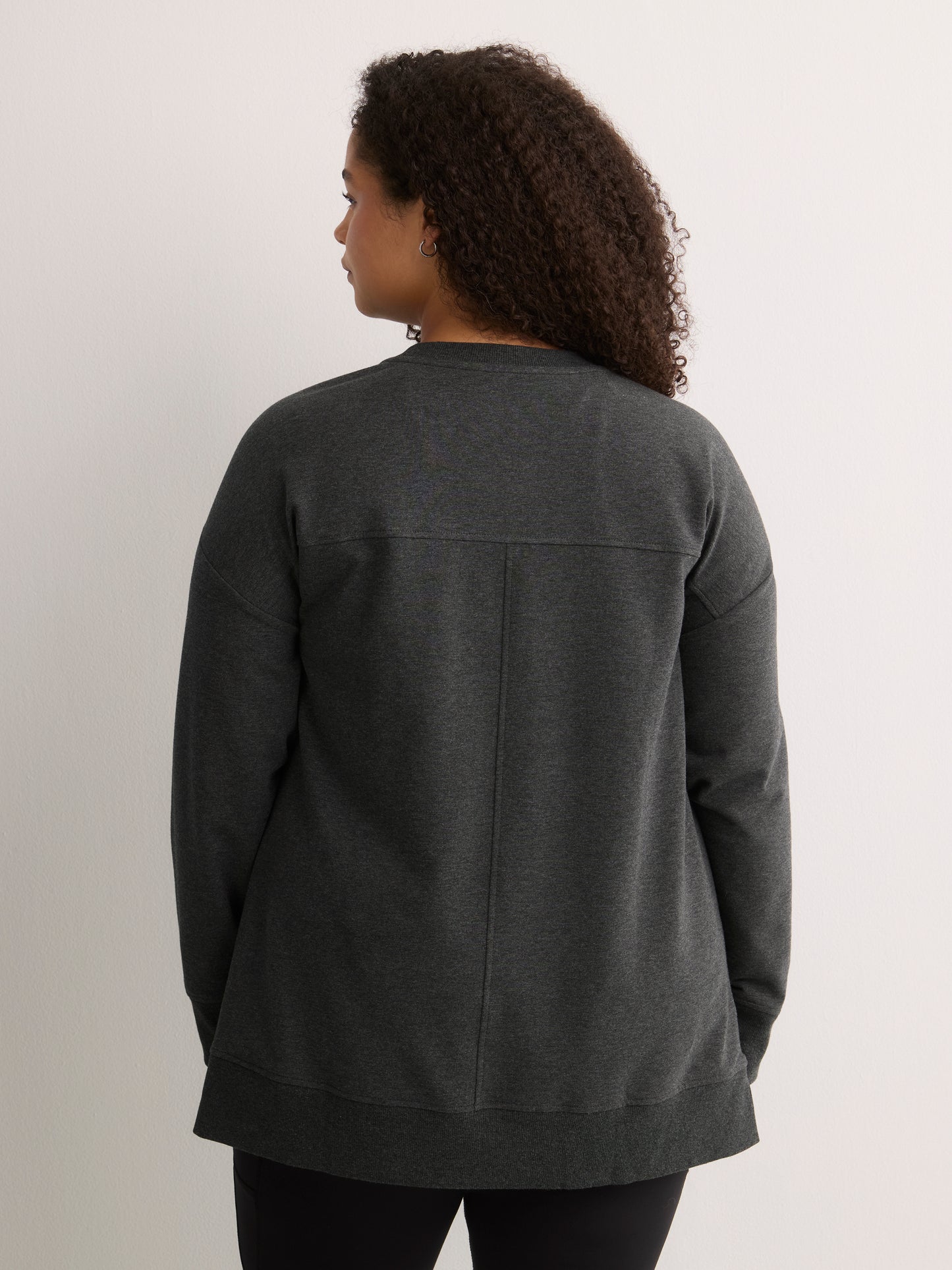 French Terry Long Sweatshirt with Fashion Cut - Active Zone