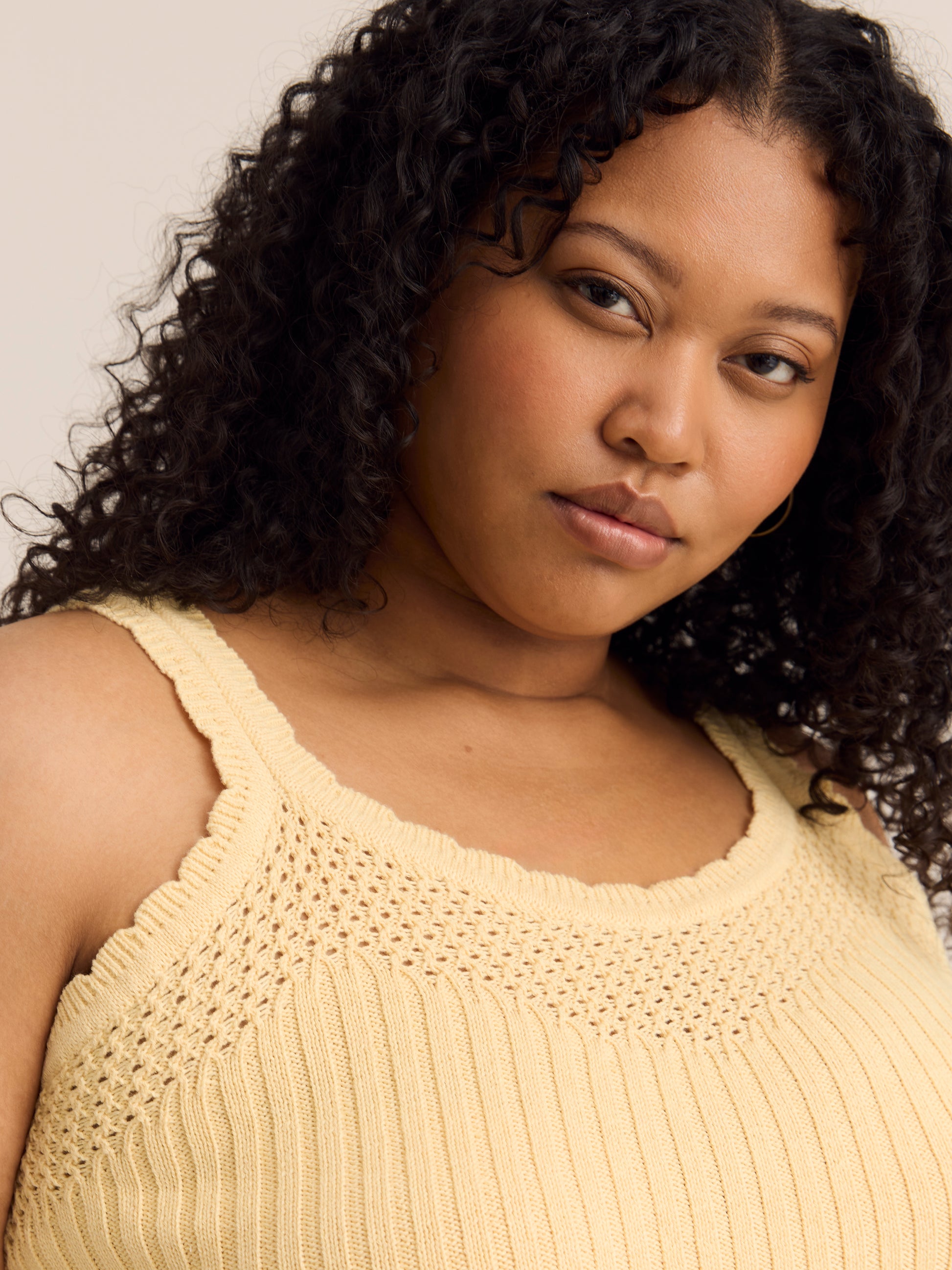 Heart-Shape Fancy-Stitched Sweater Tank