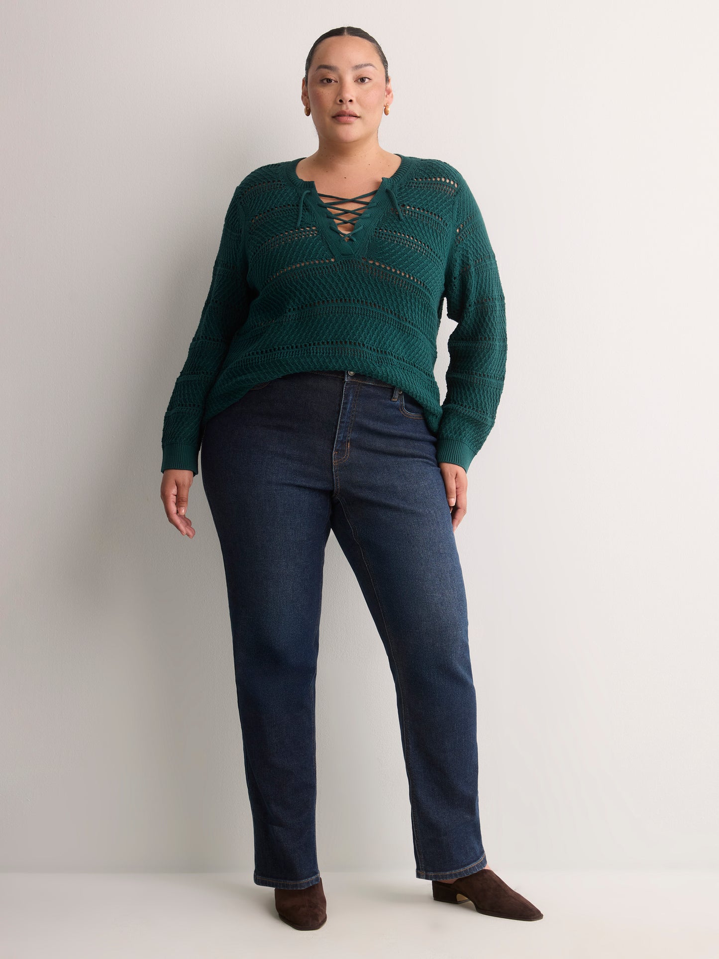 Straight Lace-Up Crew Neck Combed Knit Sweater