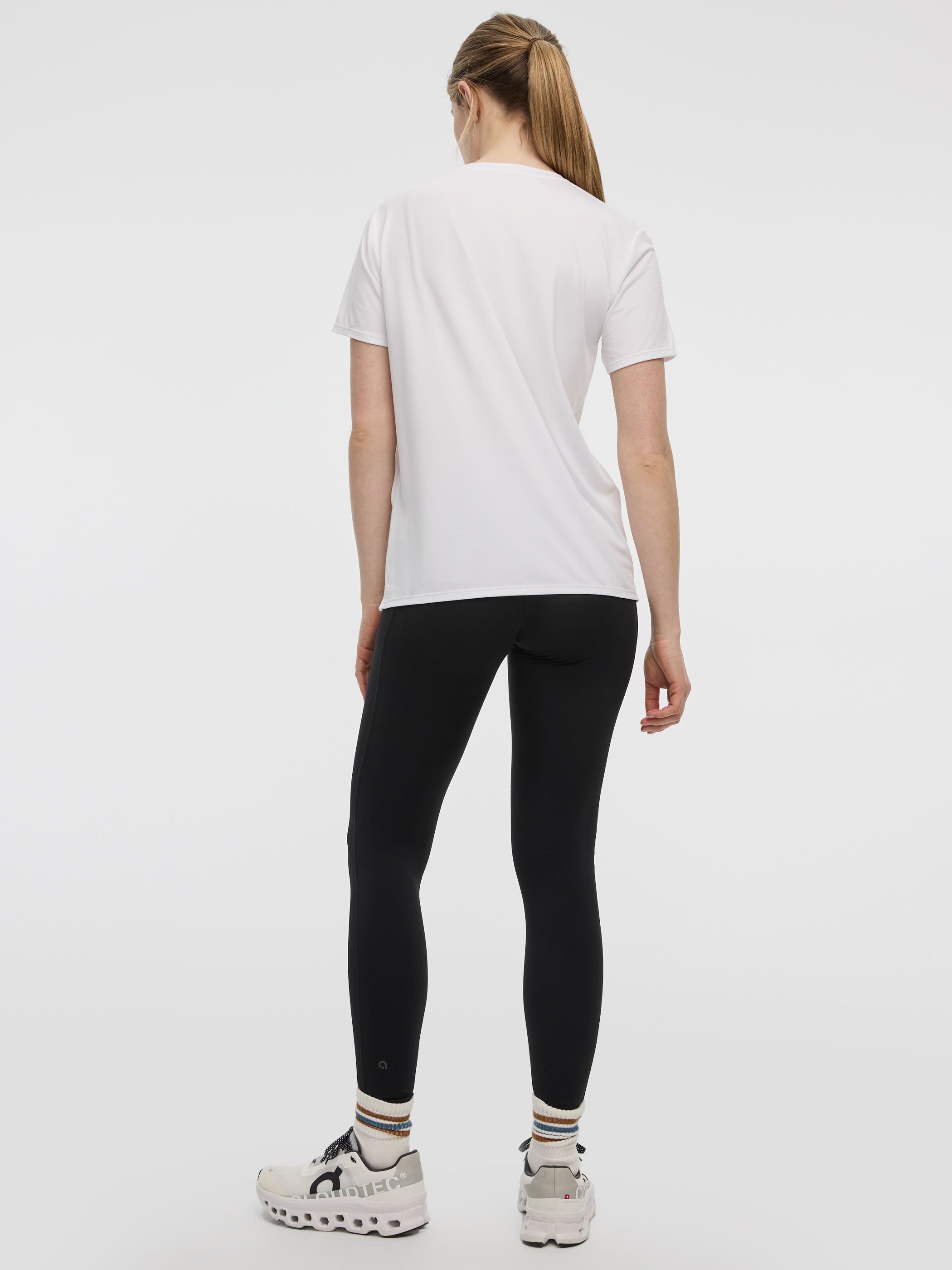 Crew-Neck Tee - DRY-LUX (R) Hyba Essentials