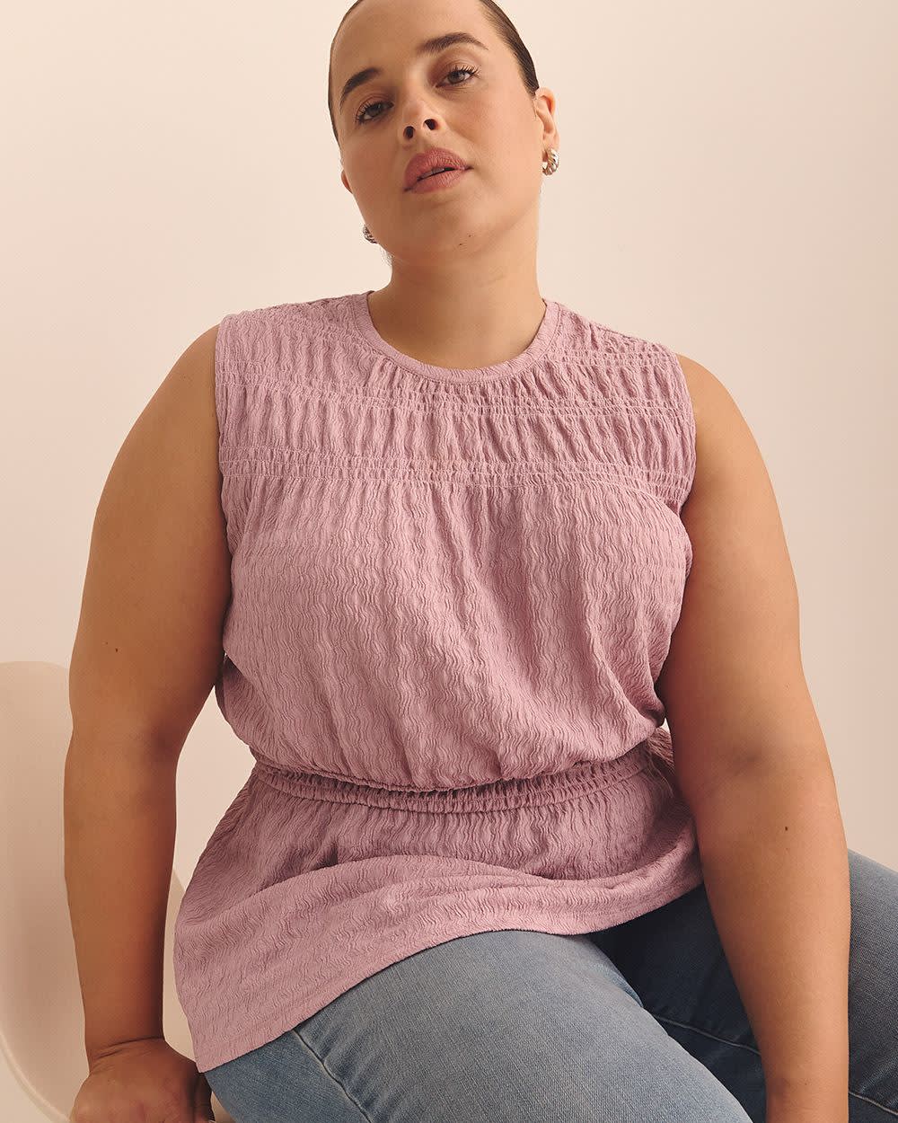 Haut froncé sans manches en tricot