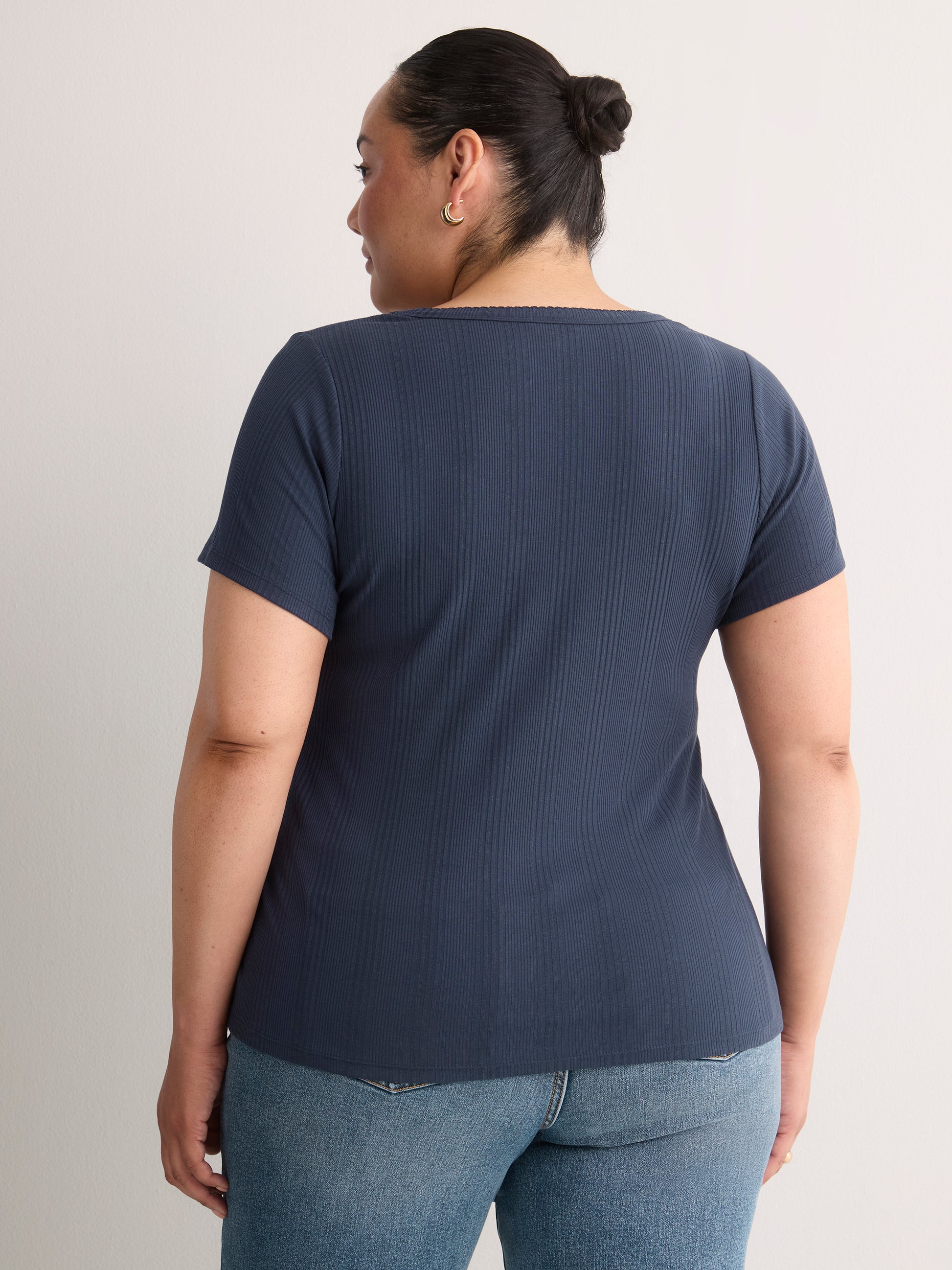 Ribbed Knit Fitted Short-Sleeve T-Shirt