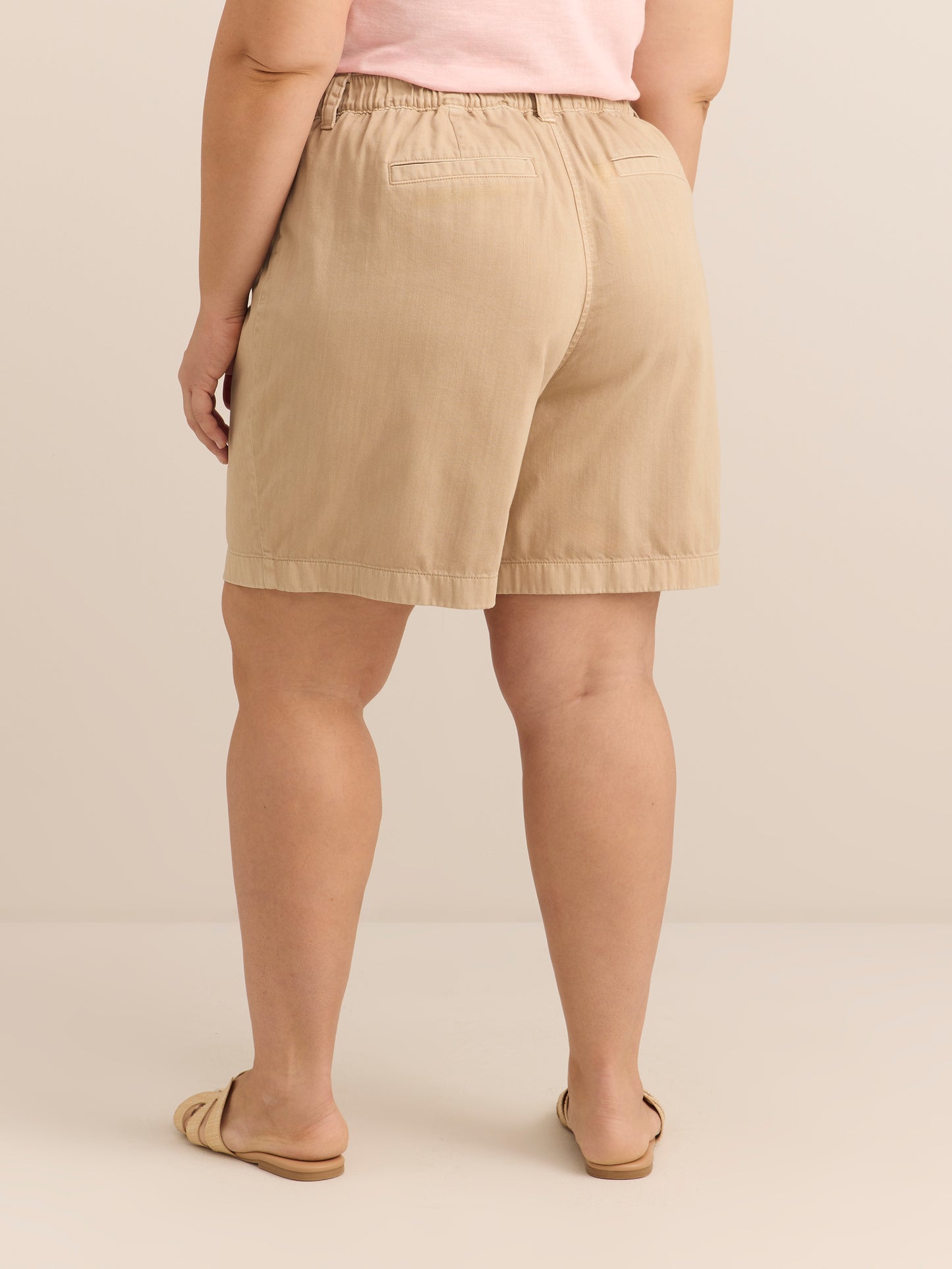 Cotton Tencel Blend Bermuda Short