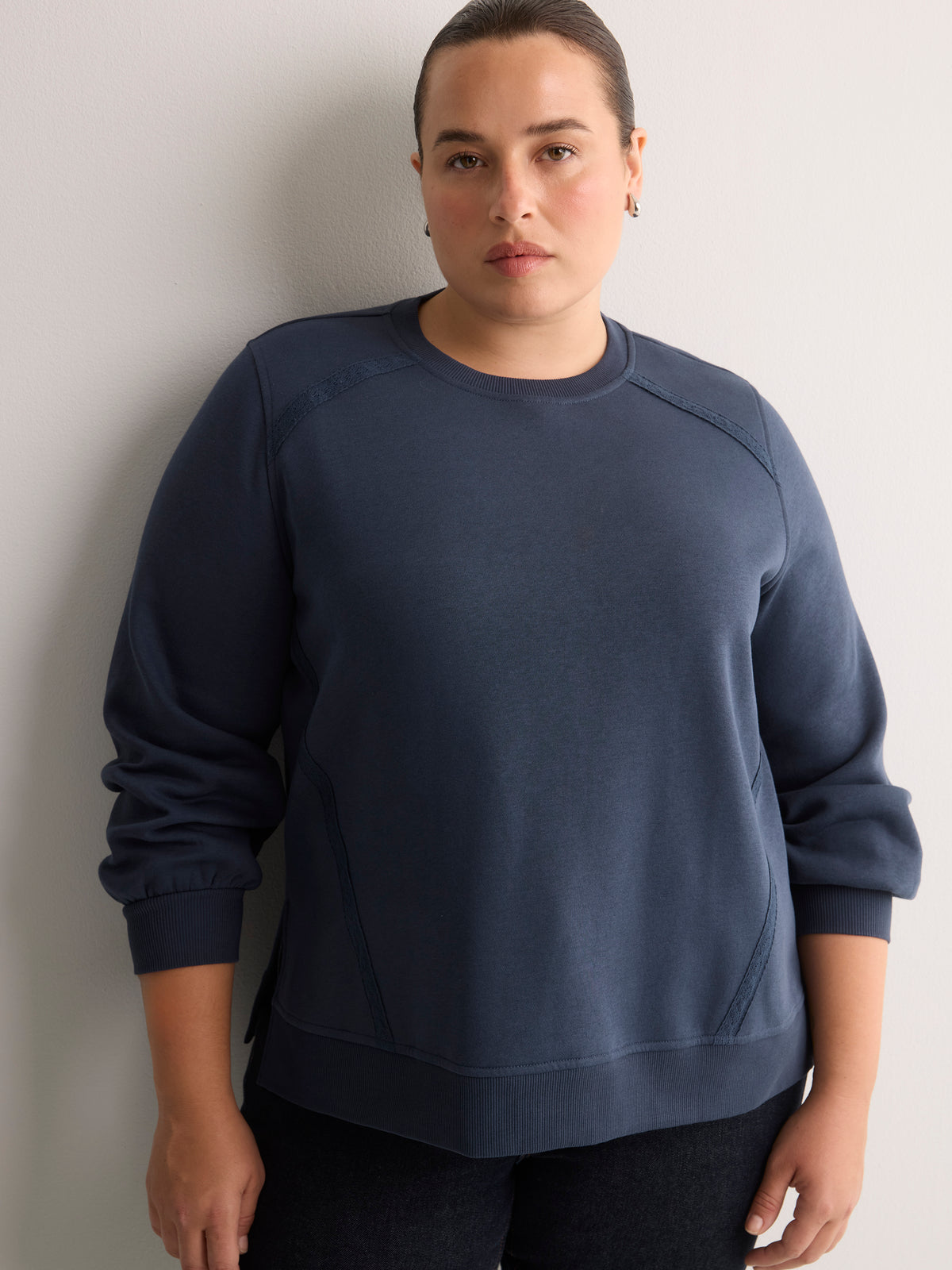 Loose Crew-Neck Fleece Sweatshirt with Long Balloon Sleeves