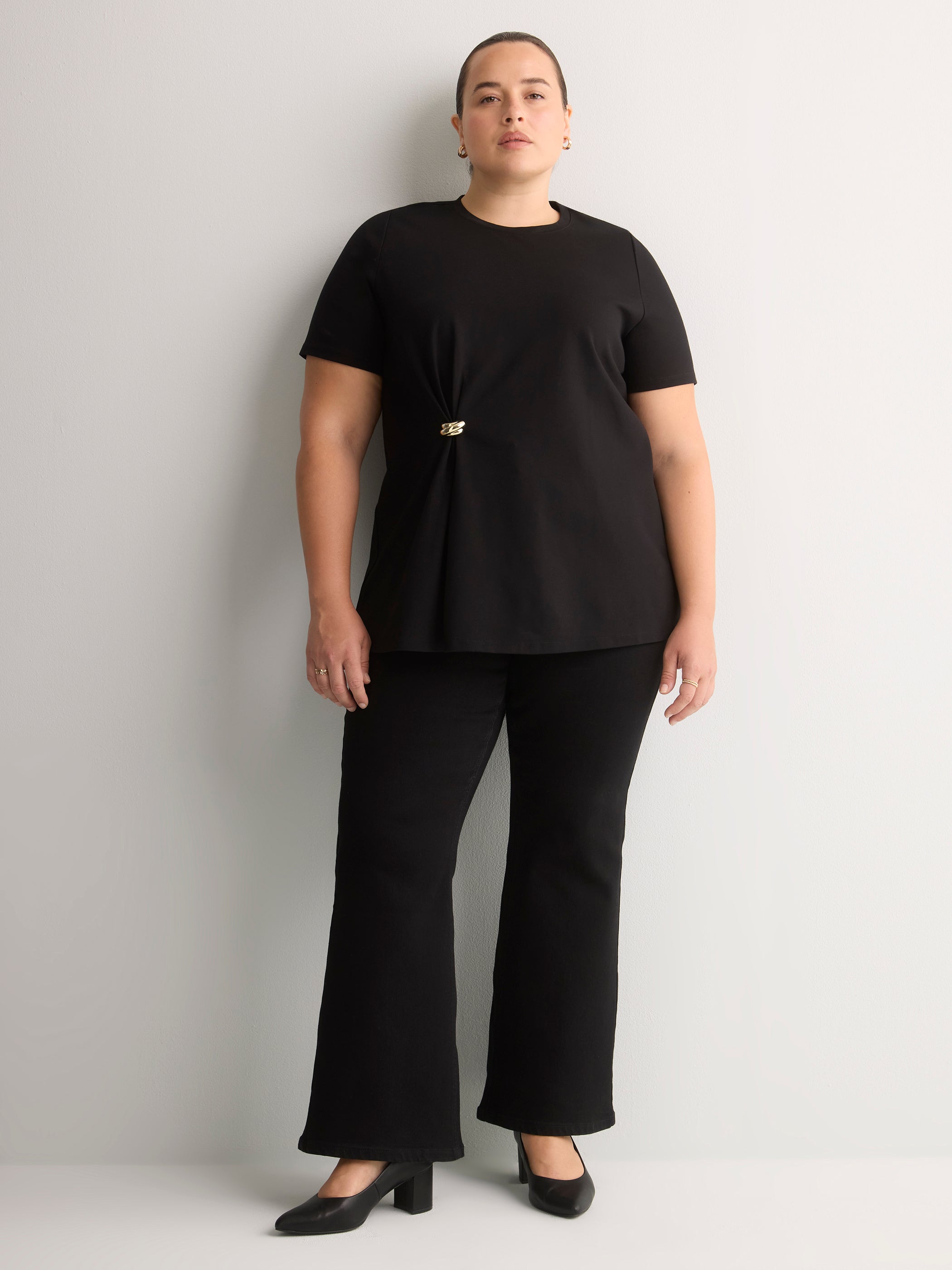 Fit and Flare Short-Sleeve Crew Neck Top with Jewel at Waist
