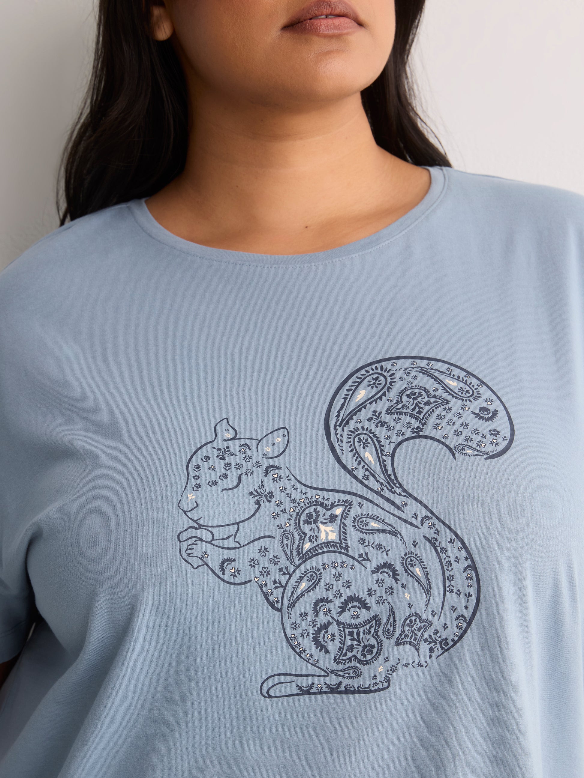 Blue Short-Sleeve Boxy Pyjama Top with Squirrel Print - tiVOGLIO
