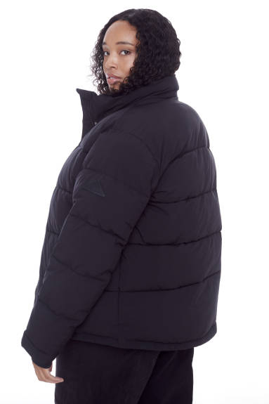 Alpine North - FORILLON PLUS | Manteau court matelassé en duvet vegan recyclé pour femme taille large