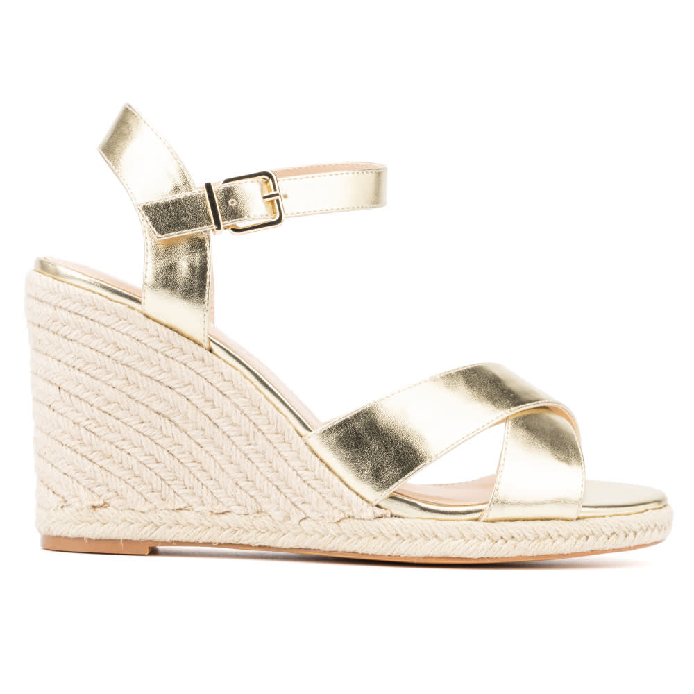 Fashion To Figure Women's Irene Wedge Penningtons