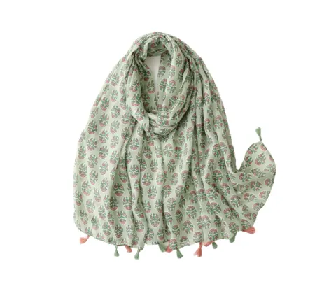 Green flower scarf with tassels - Don't AsK