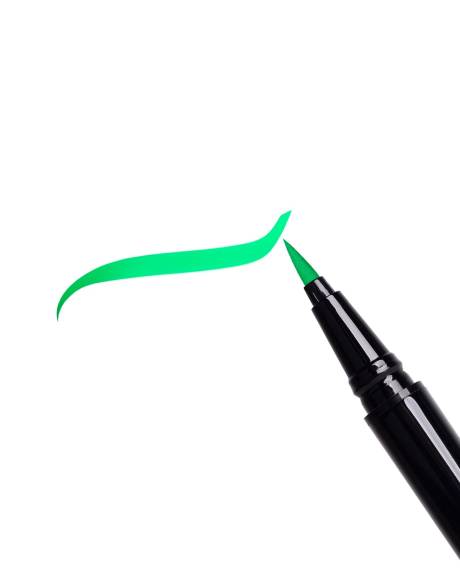 Toi Beauty - Your go-to liquid eyeliner - Green