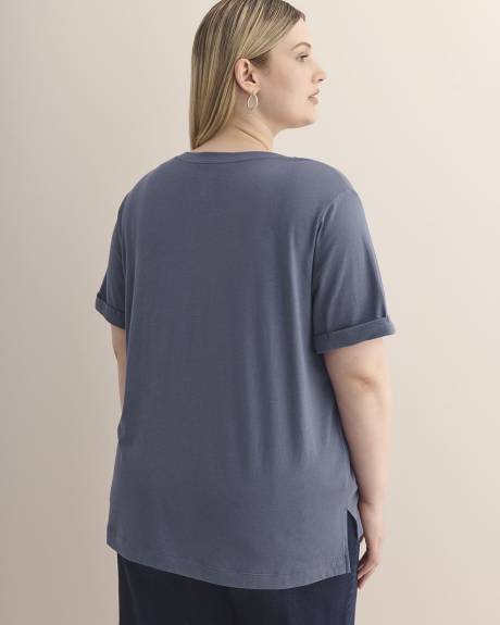Responsible, Boyfriend-Fit V-Neck Tee - PENN. Essentials Responsible, Boyfriend-Fit V-Neck Tee - PENN. Essentials