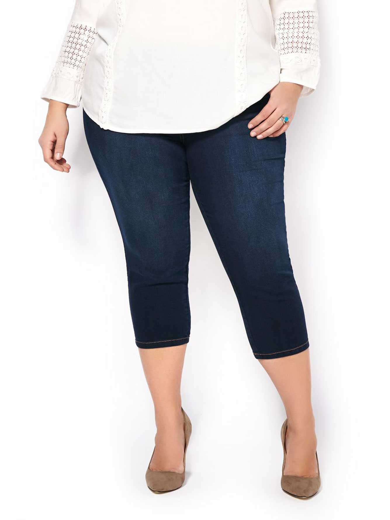 d/c JEANS Slightly Curvy Fit Superstretch Denim Capri Penningtons