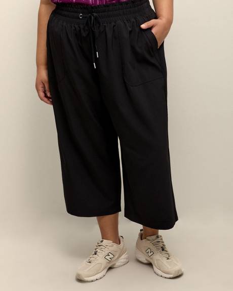 Pantalon court extensible à jambe large, tissu responsable - Active Zone