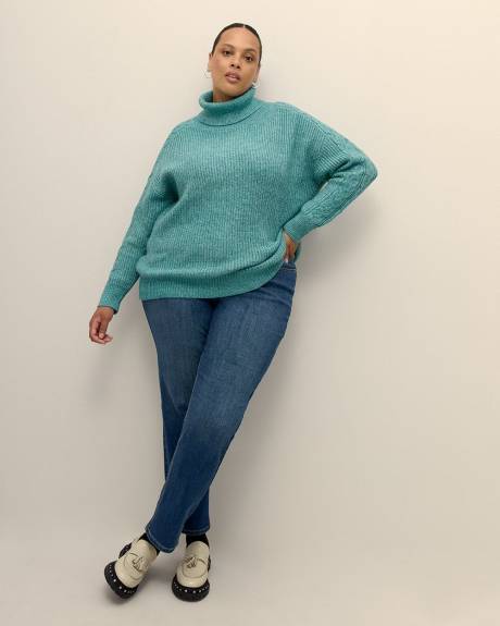 Pull à col cagoule avec mailles torsadées sur les manches, tissu responsable