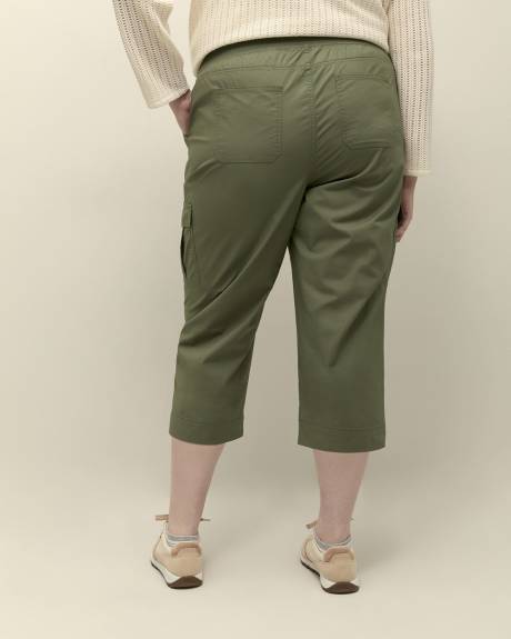 Cotton Capri with Ribbed Waistband