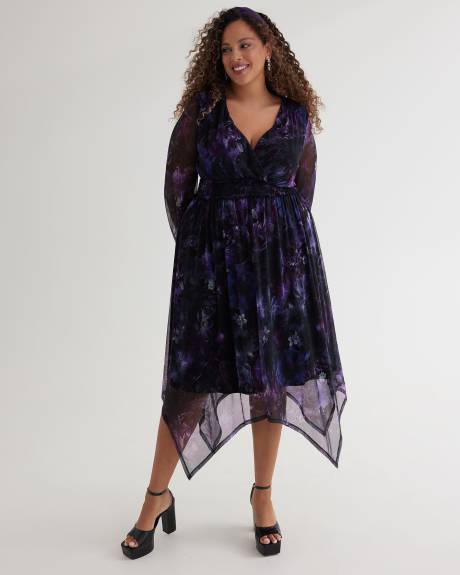 Robe longue cache-coeur en maille avec ourlet asymétrique