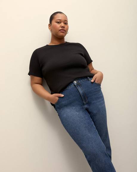 Curvy-Fit Ribbed Crewneck Tee - PENN. Essentials