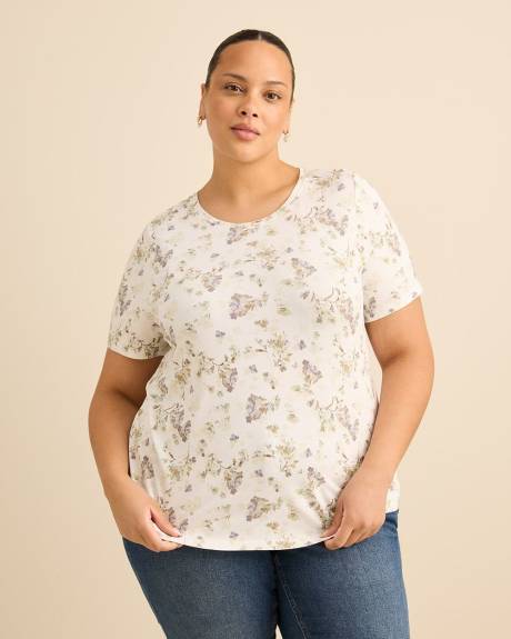 Modern-Fit Crewneck Tee - PENN. Essentials