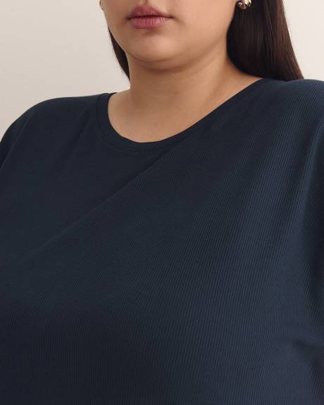 T-shirt c&ocirc;tel&eacute; &agrave; petites manches, coupe moderne - Essentiels PENN.