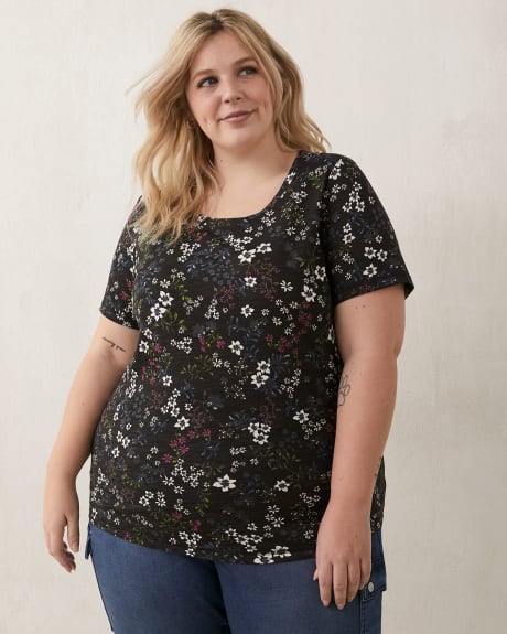Printed Crew-Neck Curvy Tee - In Every Story