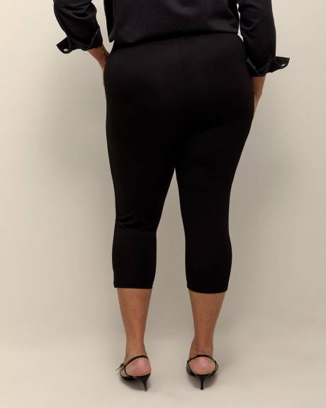 Responsible, Ponte de Roma Capri Legging with Pockets - PENN. Essentials