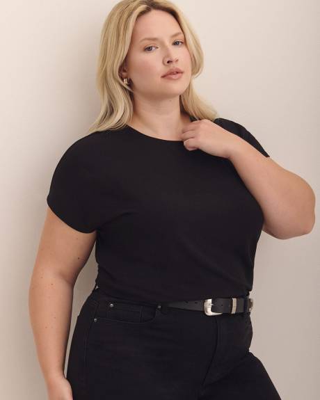 Modern-Fit Extended-Sleeve Ribbed Tee - PENN. Essentials