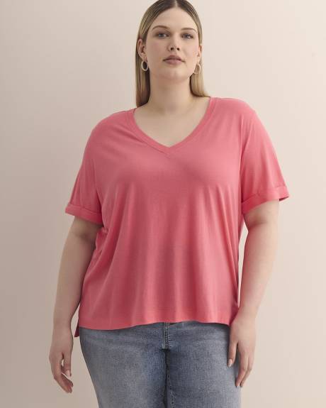 Responsible, Boyfriend-Fit V-Neck Tee - PENN. Essentials