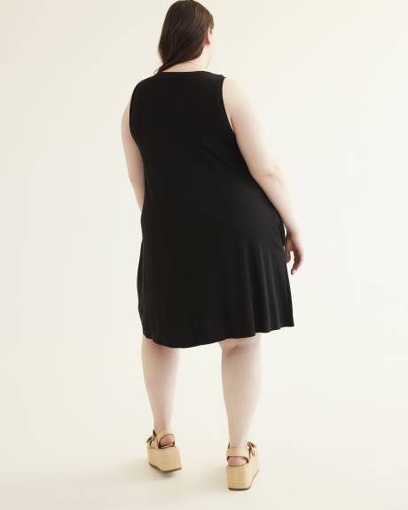 Responsible, Sleeveless Swing Knit Dress
