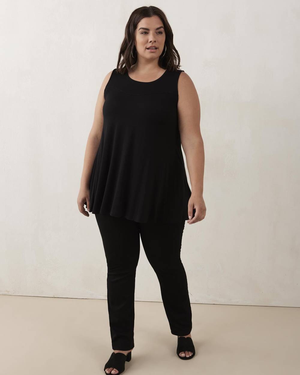 Sleeveless Top with Front Sweetheart Cut
