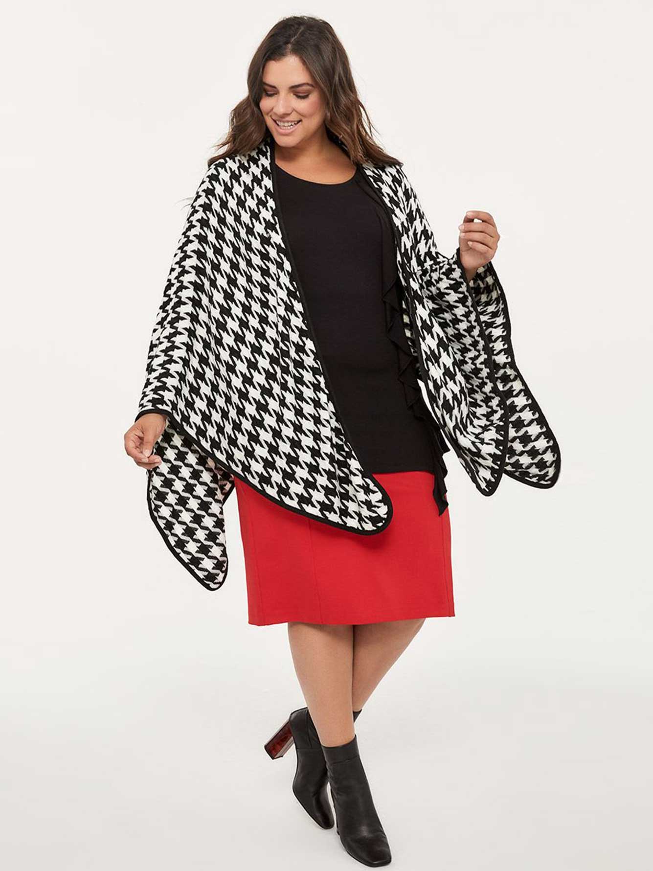 Houndstooth Cape with Contrasting Detail | Penningtons