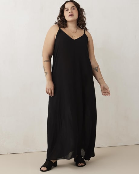 Maxi Solid Sleeveless Dress