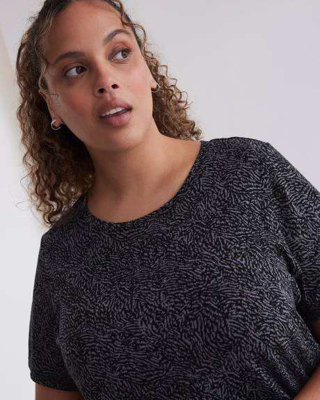 Short-Sleeve Crewneck Tee - Active Zone