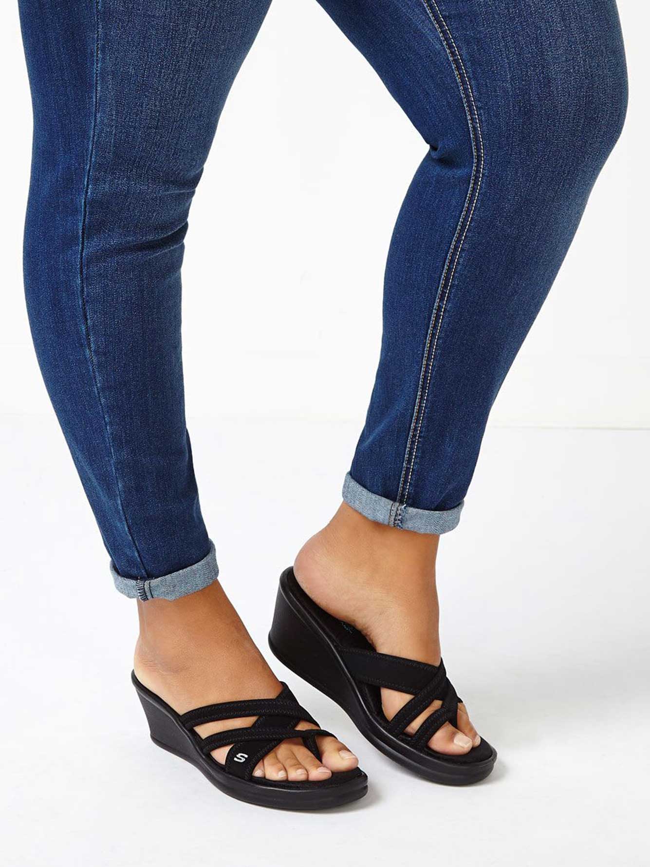 wide width wedge pumps