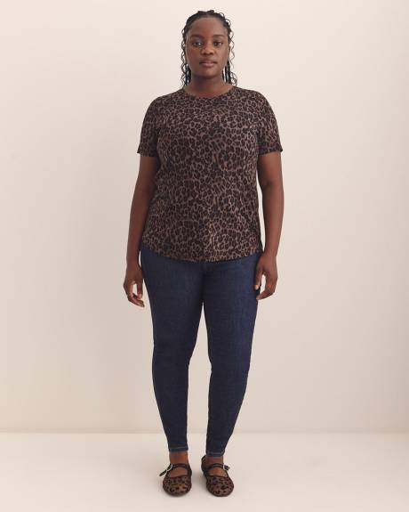 Responsible, Modern Fit Crew Neck Tee - Addition Elle - PENN. Essentials