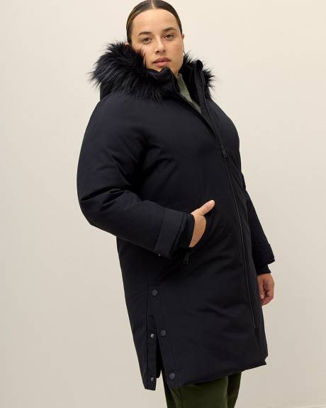 Parka avec capuche détachable ornée de fourrure synthétique