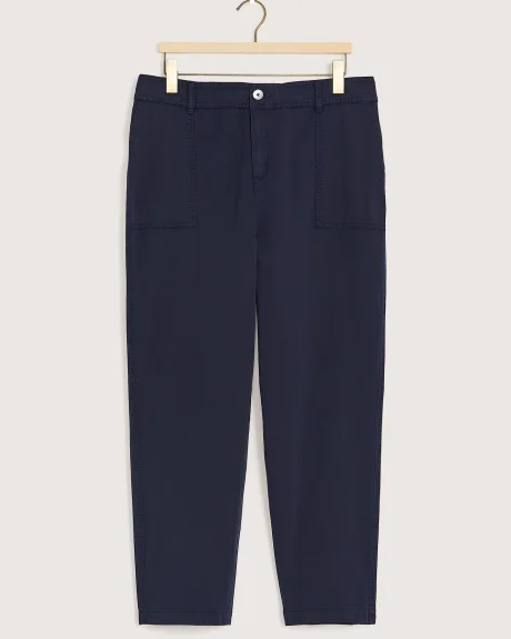 Solid Slim Pant with Pockets