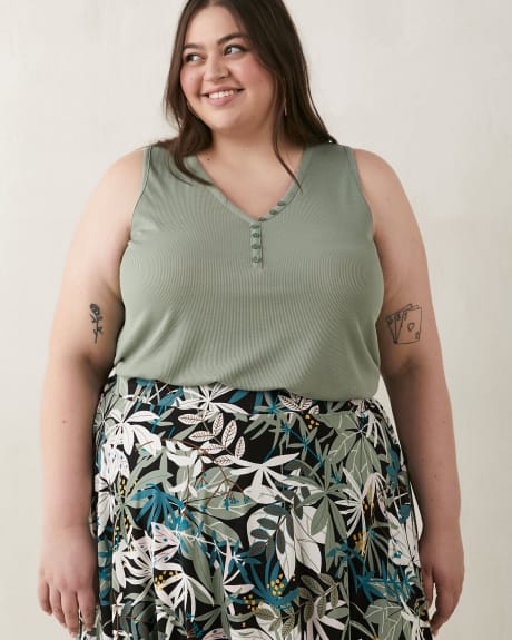Camisole sans manches avec plaquette décorative - In Every Story