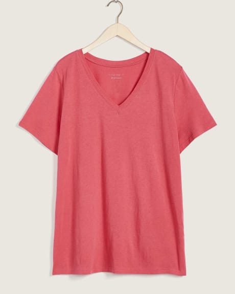 Boyfriend Fit V-Neck T-Shirt - In Every Story