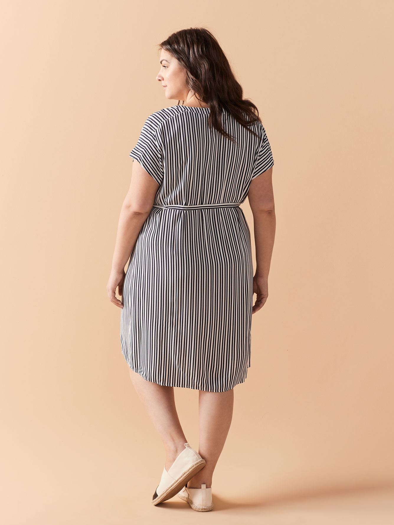 Printed Extended Shoulder Popover Dress - In Every Story | Penningtons