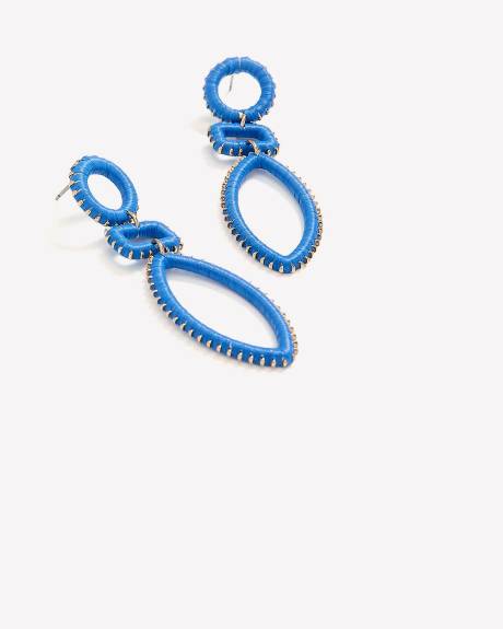 Boucles d'oreilles effet raphia bleues