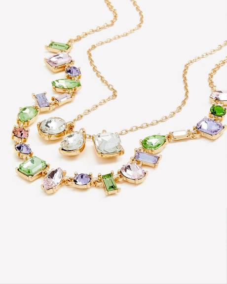 Collier courts avec pierres colorées, ens. de 2